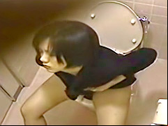 Japanese amateur caught masturbating on the toilet